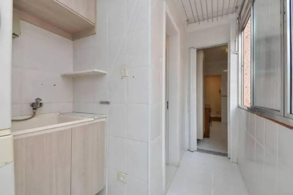 Lindo Apartamento Com 3 Quartos E Sacada Na Liberdade Sao Paulo