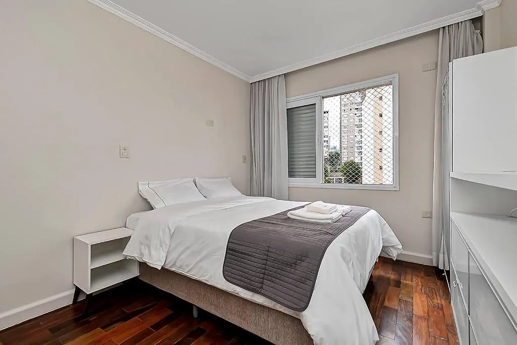 Lindo Apartamento Com 3 Quartos E Sacada Na Liberdade Sao Paulo
