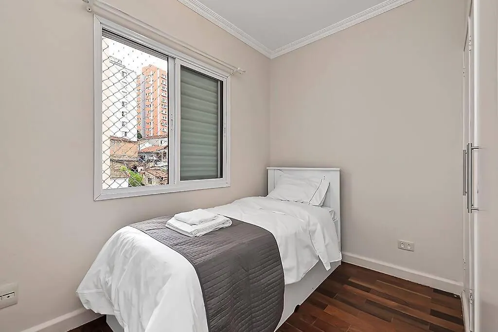 Lindo Apartamento Com 3 Quartos E Sacada Na Liberdade Sao Paulo Apartment