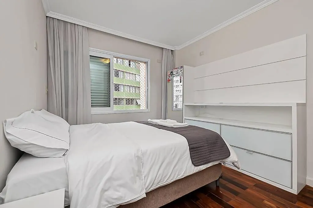 Lindo Apartamento Com 3 Quartos E Sacada Na Liberdade Sao Paulo 0*,